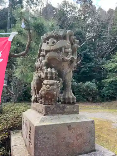 小名浜鹿島神社の狛犬