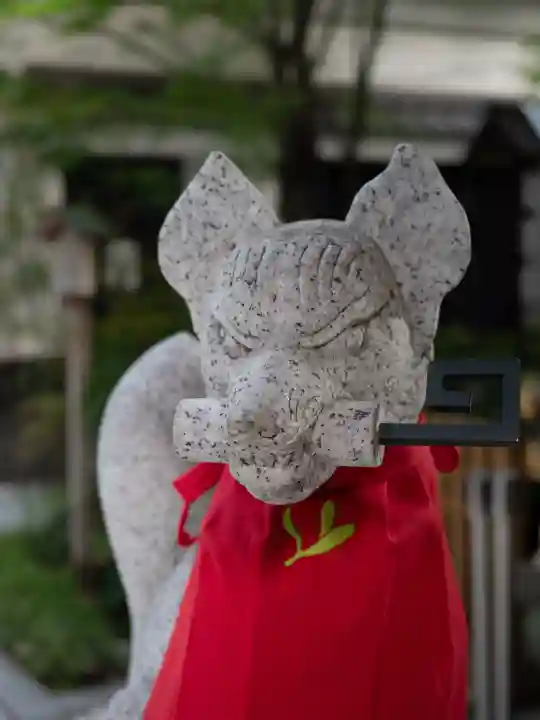 福徳神社(芽吹稲荷)の{uncategorized: "未分類", other: "その他", undefined: "問題あり", building: "その他建物", grave: "お墓", sacred_gate: "鳥居", guardian: "狛犬", statue: "像", buddha: "仏像", history: "歴史", nature: "自然", garden: "庭園", animal: "動物", pagoda: "塔", temizu: "手水舎", mountain_gate: "山門・神門", sanctuary: "本殿・本堂", subordinate: "末社・摂社", art: "芸術", scenery: "景色", jizo: "地蔵", ema: "絵馬", goshuin: "御朱印", omikuji: "おみくじ", items: "授与品その他", amulet: "お守り", goshuincho: "御朱印帳", eats: "食事", festival: "お祭り", votive_dance: "神楽", shichigosan: "七五三参", wedding: "結婚式", experience: "体験その他", initially: "初詣", around: "周辺", anti_infection: "感染症対策"}