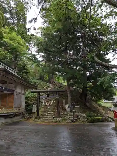金華山黄金山神社(宮城県)