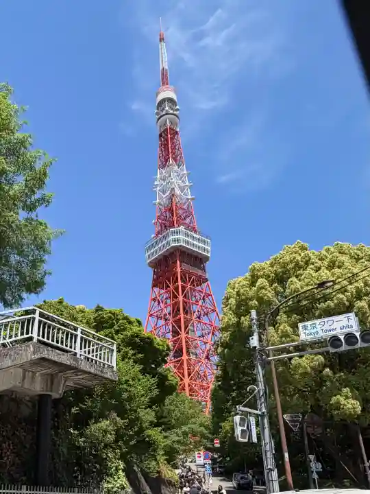 白金氷川神社の{uncategorized: "未分類", other: "その他", undefined: "問題あり", building: "その他建物", grave: "お墓", sacred_gate: "鳥居", guardian: "狛犬", statue: "像", buddha: "仏像", history: "歴史", nature: "自然", garden: "庭園", animal: "動物", pagoda: "塔", temizu: "手水舎", mountain_gate: "山門・神門", sanctuary: "本殿・本堂", subordinate: "末社・摂社", art: "芸術", scenery: "景色", jizo: "地蔵", ema: "絵馬", goshuin: "御朱印", omikuji: "おみくじ", items: "授与品その他", amulet: "お守り", goshuincho: "御朱印帳", eats: "食事", festival: "お祭り", votive_dance: "神楽", shichigosan: "七五三参", wedding: "結婚式", experience: "体験その他", initially: "初詣", around: "周辺", anti_infection: "感染症対策"}