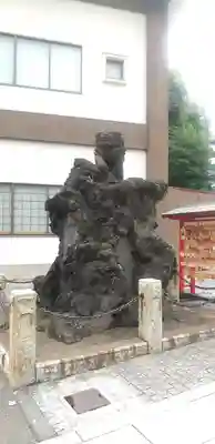 鶴見神社の狛犬