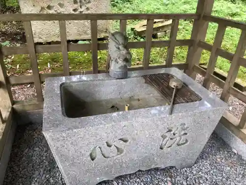 岩本神社の手水舎