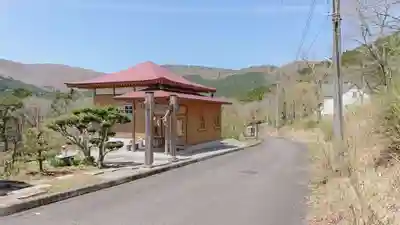 紅冨台寺の本殿・本堂