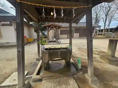 上町氷川神社の手水舎