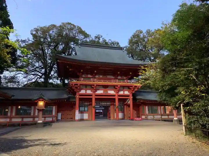 武蔵一宮氷川神社の山門・神門