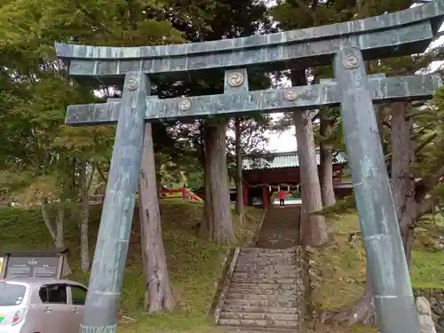 日光二荒山神社中宮祠の鳥居