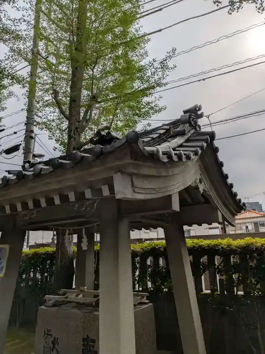 飛木稲荷神社の手水舎