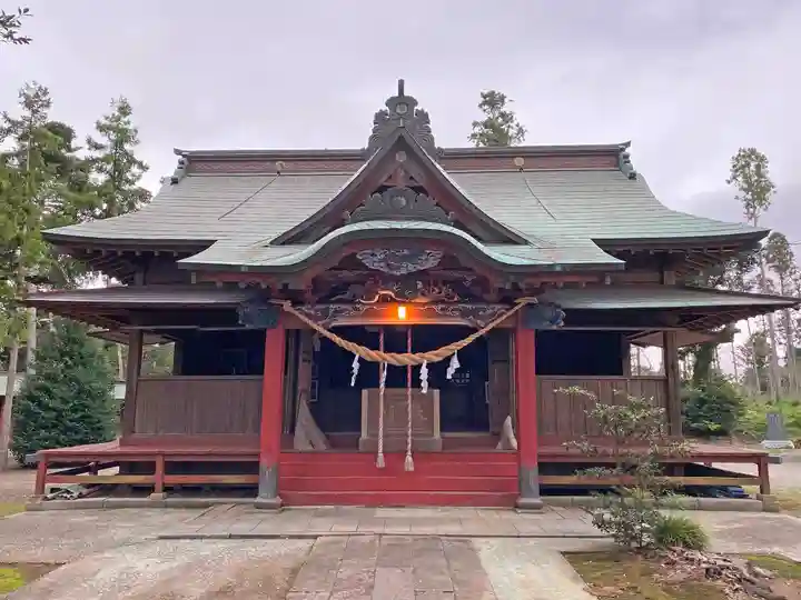 飽富神社の本殿・本堂