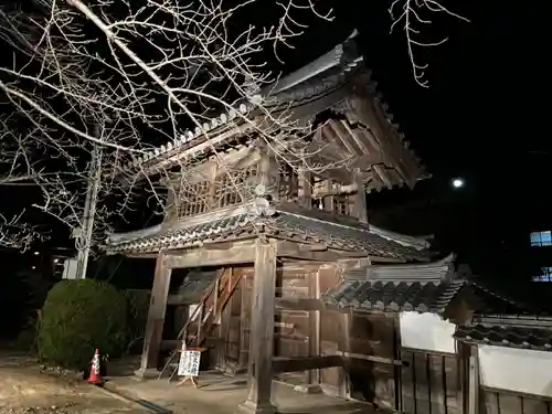 伊勢の国 四天王寺の山門・神門