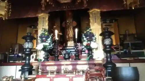 法善寺の本殿・本堂