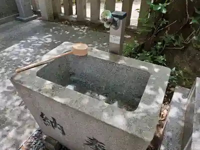 四宮神社の手水舎