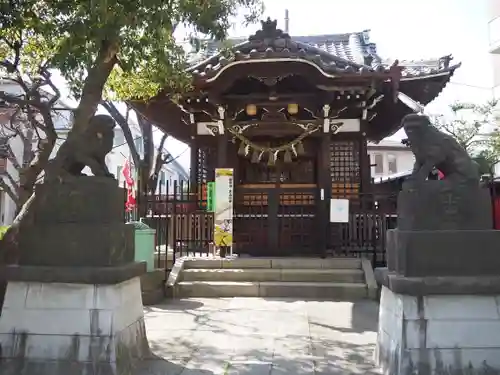 矢口氷川神社の本殿・本堂