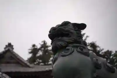 鬼鎮神社の狛犬