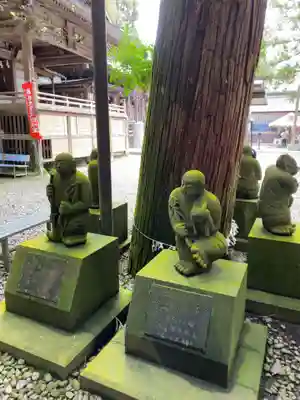 持寳院(多気山不動尊)の像