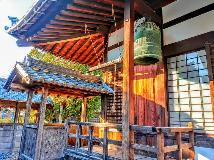 長寿寺の本殿・本堂