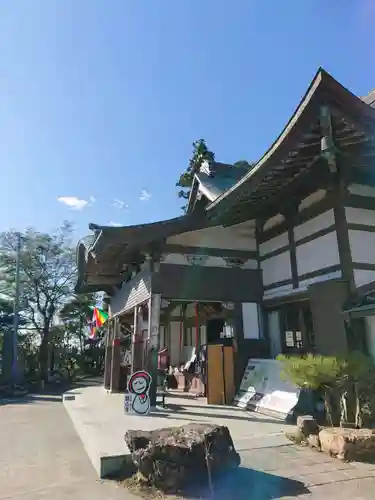 舘山寺の本殿・本堂