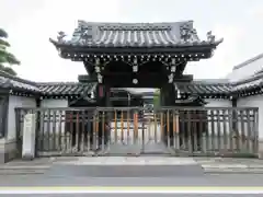 正運寺の山門