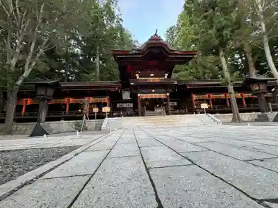 諏訪大社下社秋宮(長野県)