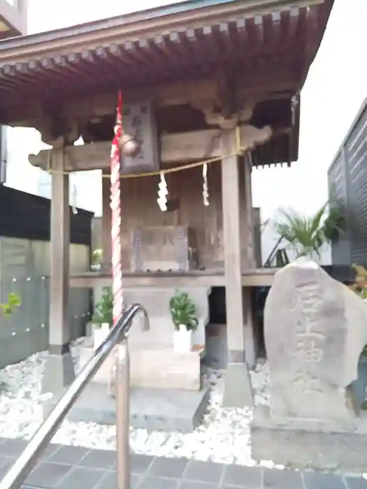 石上神社の本殿