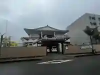 八重山本願寺布教所の{uncategorized: "未分類", other: "その他", undefined: "問題あり", building: "その他建物", grave: "お墓", sacred_gate: "鳥居", guardian: "狛犬", statue: "像", buddha: "仏像", history: "歴史", nature: "自然", garden: "庭園", animal: "動物", pagoda: "塔", temizu: "手水舎", mountain_gate: "山門・神門", sanctuary: "本殿・本堂", subordinate: "末社・摂社", art: "芸術", scenery: "景色", jizo: "地蔵", ema: "絵馬", goshuin: "御朱印", omikuji: "おみくじ", items: "授与品その他", amulet: "お守り", goshuincho: "御朱印帳", eats: "食事", festival: "お祭り", votive_dance: "神楽", shichigosan: "七五三参", wedding: "結婚式", experience: "体験その他", initially: "初詣", around: "周辺", anti_infection: "感染症対策"}