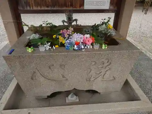 新川神社の手水舎