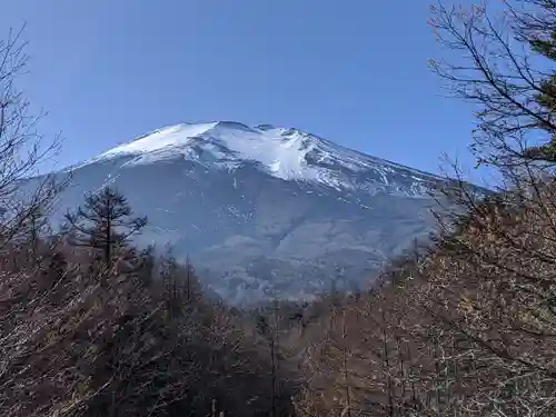 新屋山神社奥宮の景色