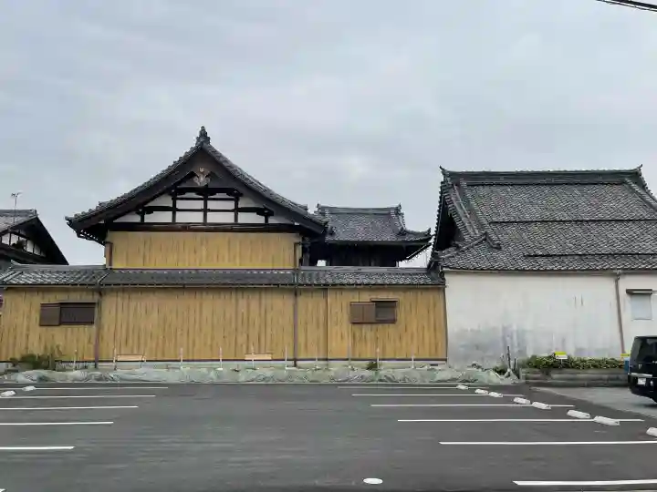 妙巌寺の{uncategorized: "未分類", other: "その他", undefined: "問題あり", building: "その他建物", grave: "お墓", sacred_gate: "鳥居", guardian: "狛犬", statue: "像", buddha: "仏像", history: "歴史", nature: "自然", garden: "庭園", animal: "動物", pagoda: "塔", temizu: "手水舎", mountain_gate: "山門・神門", sanctuary: "本殿・本堂", subordinate: "末社・摂社", art: "芸術", scenery: "景色", jizo: "地蔵", ema: "絵馬", goshuin: "御朱印", omikuji: "おみくじ", items: "授与品その他", amulet: "お守り", goshuincho: "御朱印帳", eats: "食事", festival: "お祭り", votive_dance: "神楽", shichigosan: "七五三参", wedding: "結婚式", experience: "体験その他", initially: "初詣", around: "周辺", anti_infection: "感染症対策"}