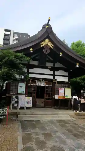 三輪神社の{uncategorized: "未分類", other: "その他", undefined: "問題あり", building: "その他建物", grave: "お墓", sacred_gate: "鳥居", guardian: "狛犬", statue: "像", buddha: "仏像", history: "歴史", nature: "自然", garden: "庭園", animal: "動物", pagoda: "塔", temizu: "手水舎", mountain_gate: "山門・神門", sanctuary: "本殿・本堂", subordinate: "末社・摂社", art: "芸術", scenery: "景色", jizo: "地蔵", ema: "絵馬", goshuin: "御朱印", omikuji: "おみくじ", items: "授与品その他", amulet: "お守り", goshuincho: "御朱印帳", eats: "食事", festival: "お祭り", votive_dance: "神楽", shichigosan: "七五三参", wedding: "結婚式", experience: "体験その他", initially: "初詣", around: "周辺", anti_infection: "感染症対策"}