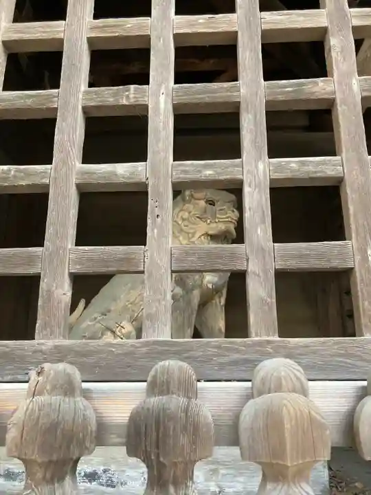 魚吹八幡神社の山門・神門
