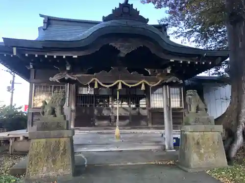 鮫八幡宮の本殿