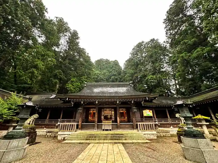 飛驒一宮水無神社の本殿・本堂