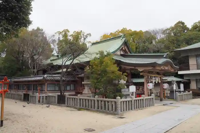 服部住吉神社の本殿