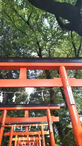 尾曳稲荷神社の鳥居