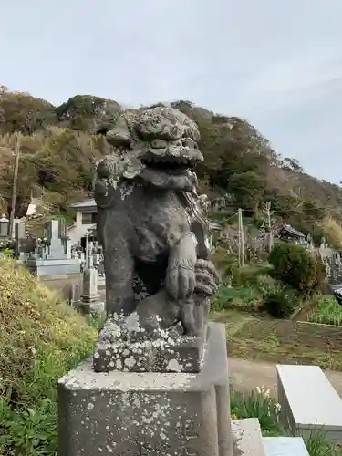 真浦神社の狛犬