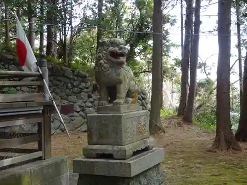 素盞嗚神社の狛犬