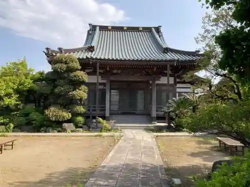 真福寺の本殿・本堂