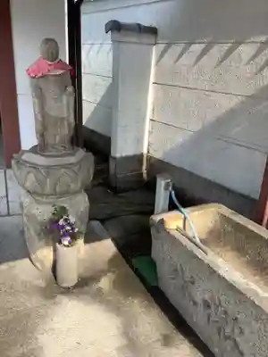 就梅院の地蔵