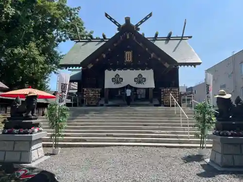 札幌諏訪神社の本殿・本堂