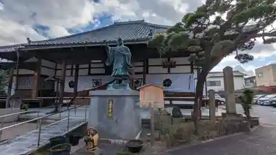 墨染寺(桜寺)の本殿・本堂