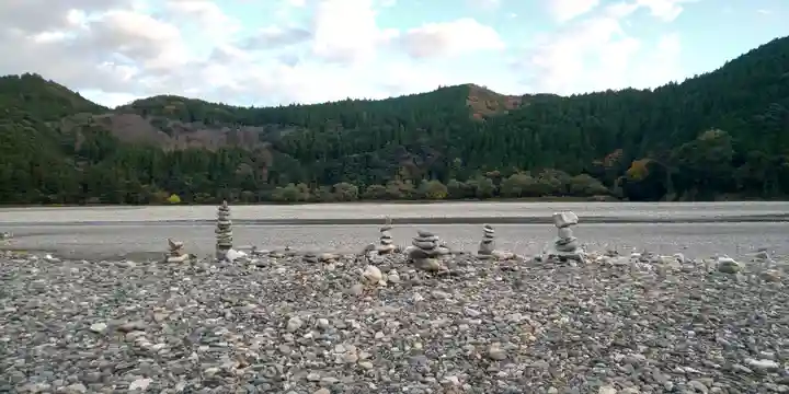 大斎原(熊野本宮大社旧社地)の周辺