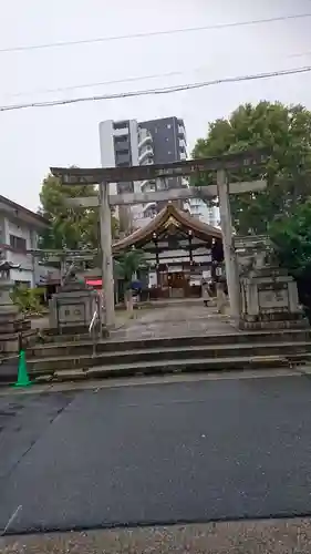 三輪神社の鳥居