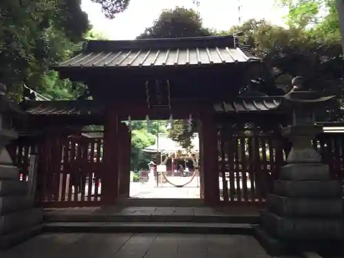 金王八幡宮の山門・神門
