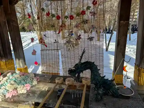 彌彦神社　(伊夜日子神社)の手水舎