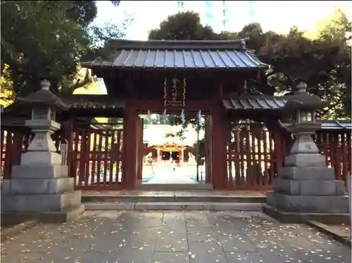 金王八幡宮の山門