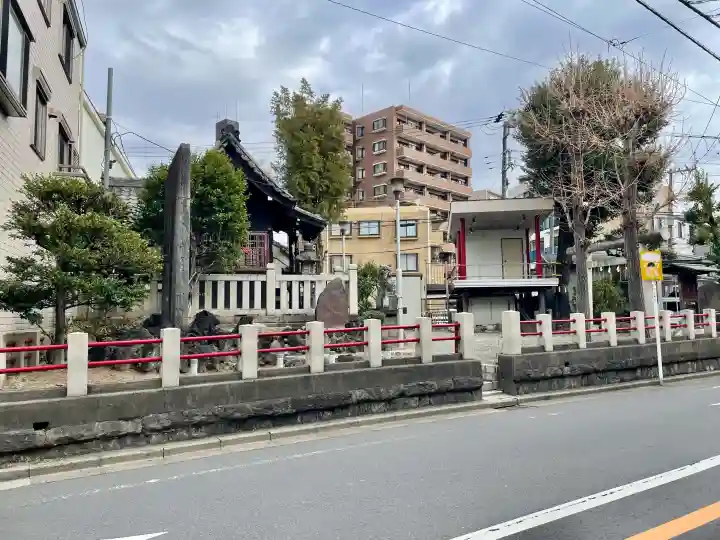 亀戸水神社の{uncategorized: "未分類", other: "その他", undefined: "問題あり", building: "その他建物", grave: "お墓", sacred_gate: "鳥居", guardian: "狛犬", statue: "像", buddha: "仏像", history: "歴史", nature: "自然", garden: "庭園", animal: "動物", pagoda: "塔", temizu: "手水舎", mountain_gate: "山門・神門", sanctuary: "本殿・本堂", subordinate: "末社・摂社", art: "芸術", scenery: "景色", jizo: "地蔵", ema: "絵馬", goshuin: "御朱印", omikuji: "おみくじ", items: "授与品その他", amulet: "お守り", goshuincho: "御朱印帳", eats: "食事", festival: "お祭り", votive_dance: "神楽", shichigosan: "七五三参", wedding: "結婚式", experience: "体験その他", initially: "初詣", around: "周辺", anti_infection: "感染症対策"}