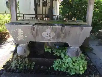 諏訪大社下社春宮の手水舎