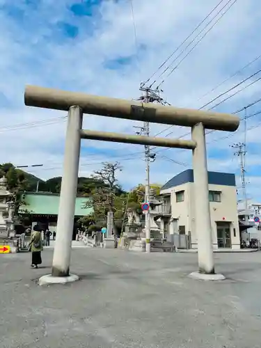 石清尾八幡宮の鳥居