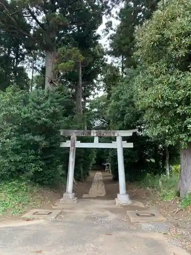 八幡神社の鳥居