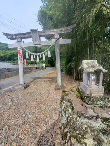 八幡神社（閑馬町）の鳥居