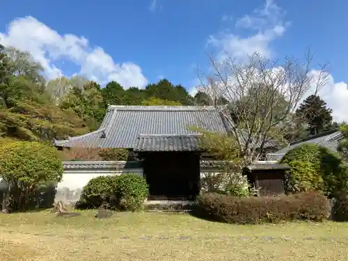 芳徳寺の本殿